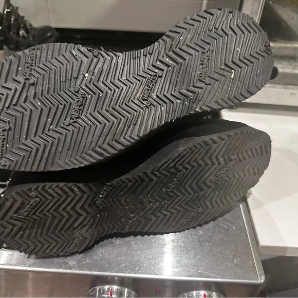 R13
Single Stack Chelsea - Picture 6 of 6